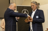 Mercedes-Benz Tour 2025