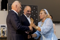 Mercedes-Benz Tour 2025